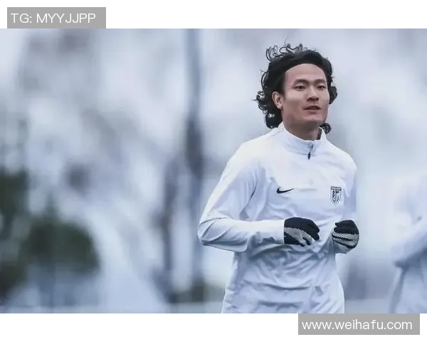 中国足球新希望崛起:聚焦当前头号球星的崭新征程与未来挑战 中国足球新希望崛起:聚焦当前头号球星的崭新征程与未来挑战