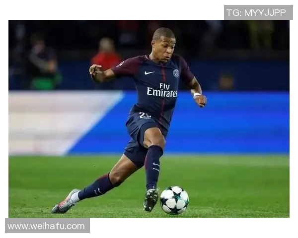 法国足球天才卡姆巴佩的成长历程与国际赛场表现分析 法国足球天才卡姆巴佩的成长历程与国际赛场表现分析